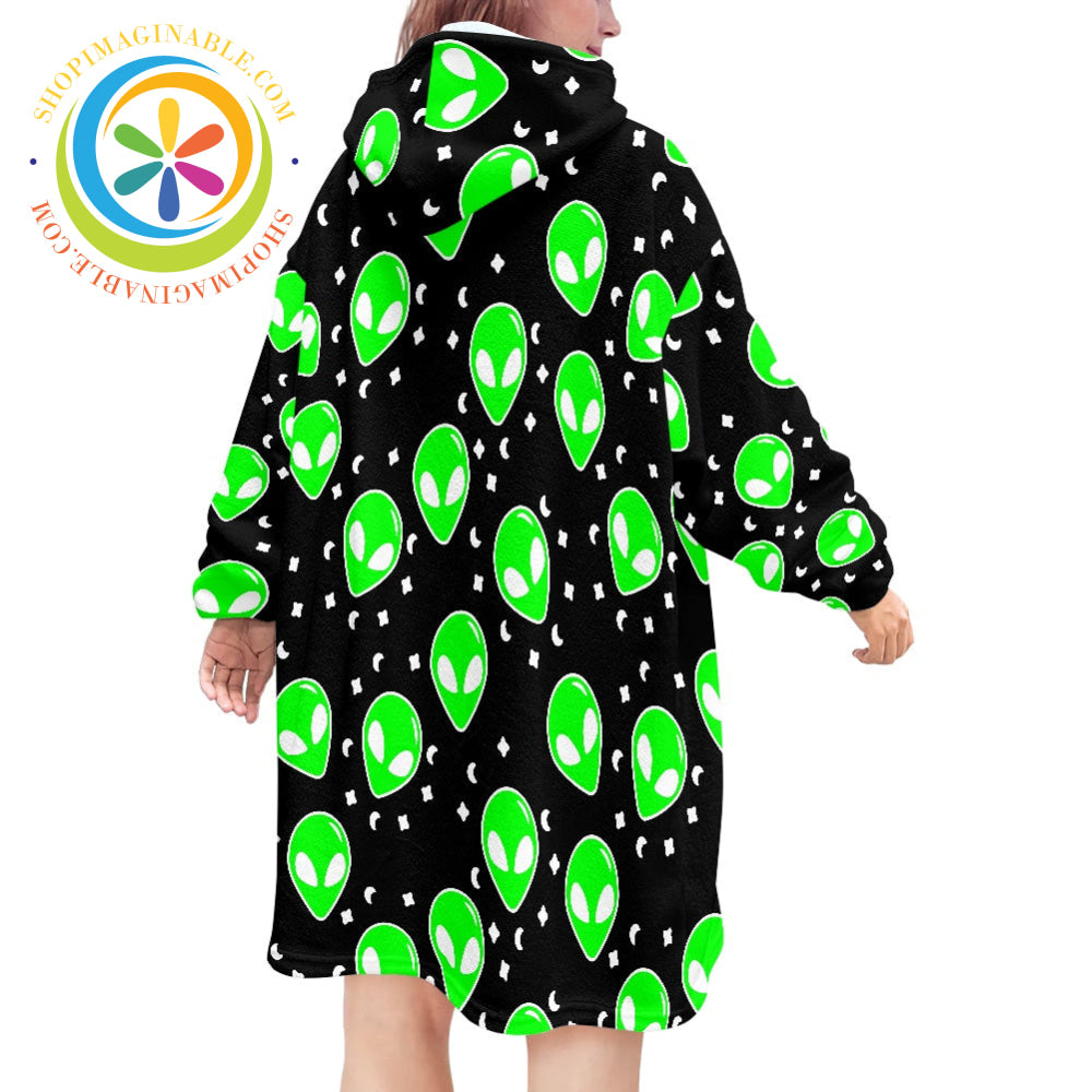 Aliens - Blanket Hoodie white / ONESIZE