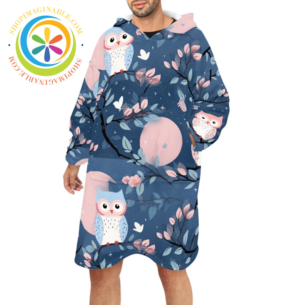 Night Owl - Blanket Hoodie white / ONESIZE