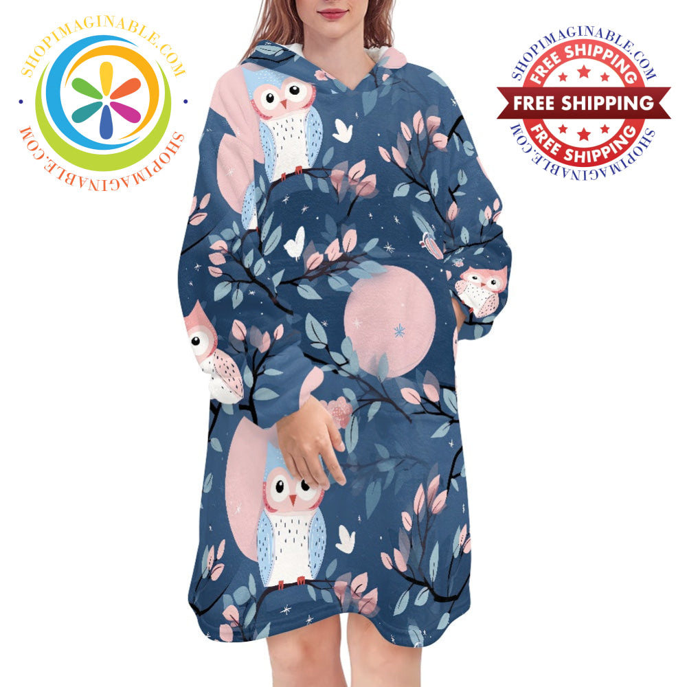 Night Owl - Blanket Hoodie white / ONESIZE